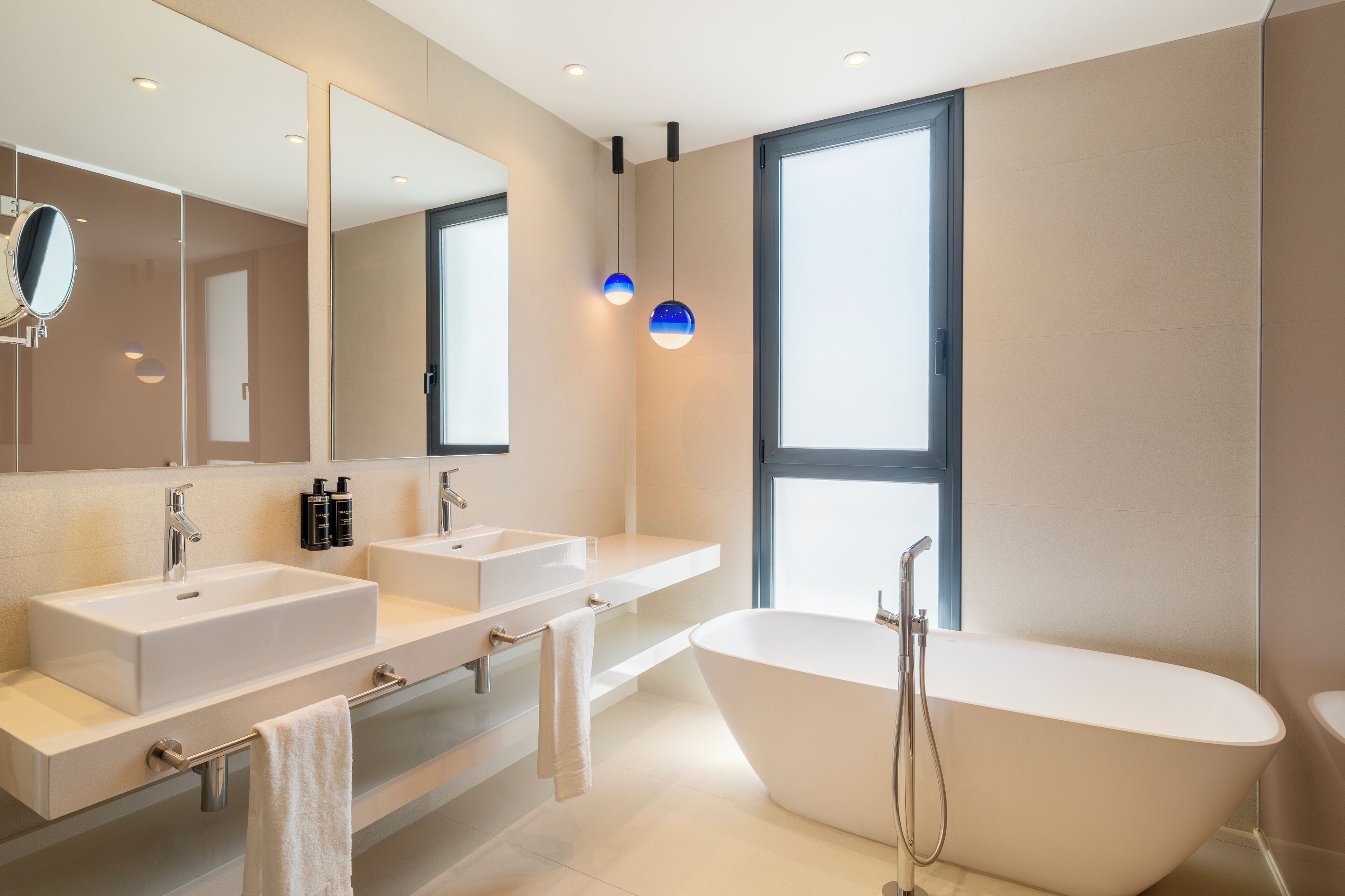 Photo - Eurostars Oasis Marbella