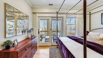 4 bedrooms, iron/ironing board, travel crib, WiFi