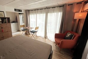 1 chambre, bureau, lit de bébé portatif, accès au Wi-Fi (inclus)