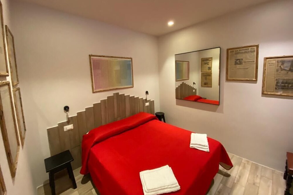 Casa NiGiNo sleeps 6, private pool and garden