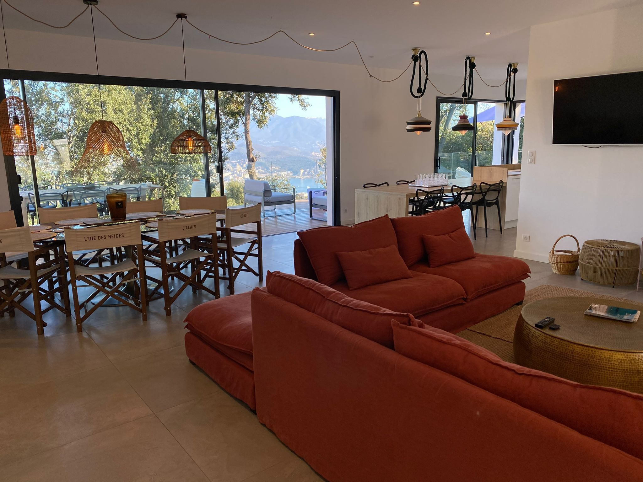 Villa D'architecte Avec Piscine, vue Imprenable !