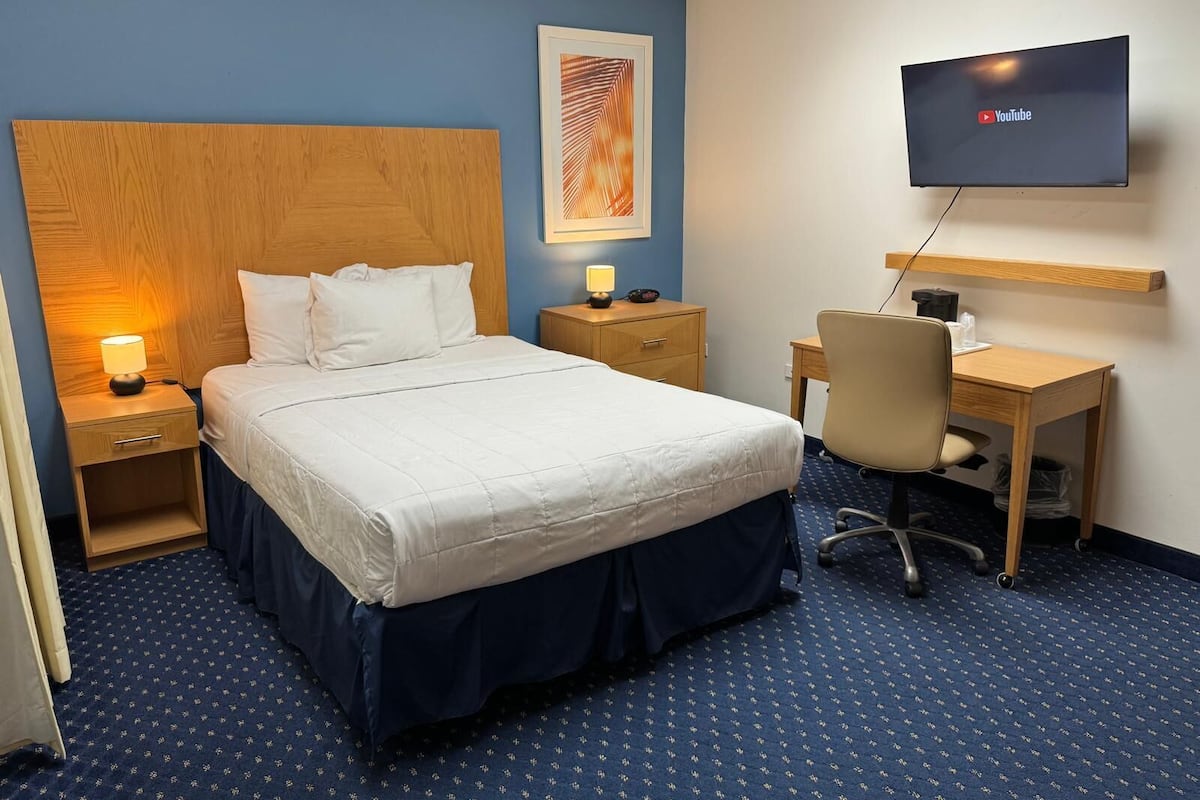 Bureau, draps fournis