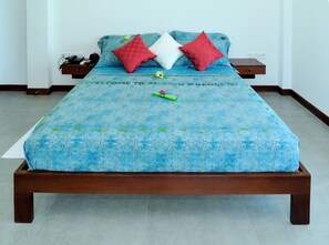 In-room safe, iron/ironing board, free WiFi, bed sheets