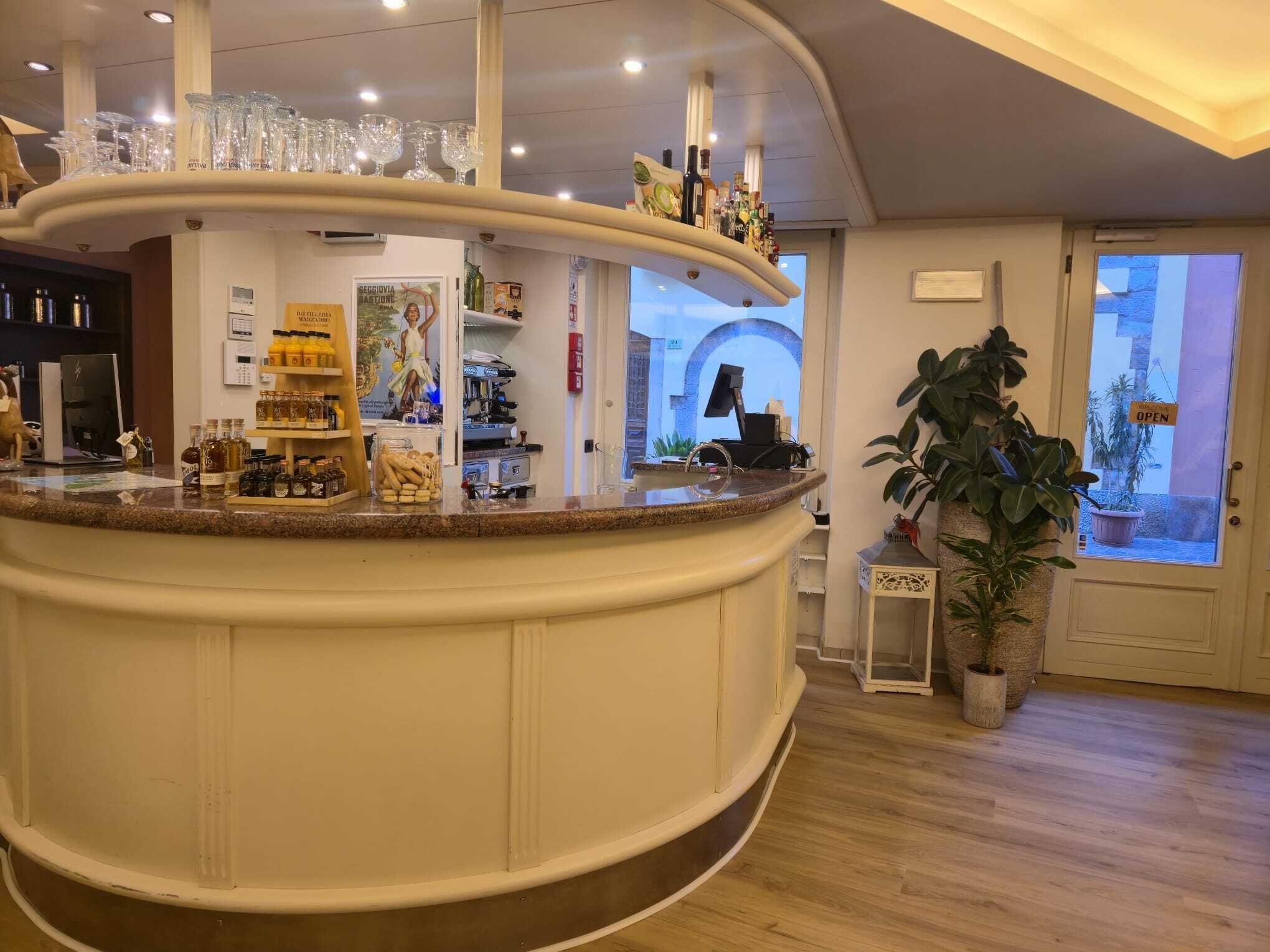 Bar (in der Unterkunft)