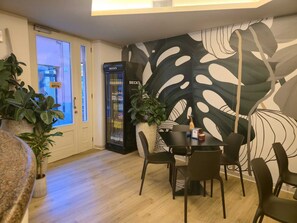 Bar (on property) - Hotel Alle Porte (Riva del Garda)
