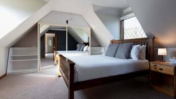 4 chambres, Wi-Fi gratuit, draps fournis