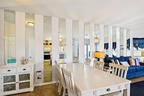 Condo, 2 habitaciones | Restaurantes