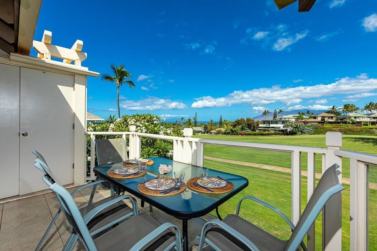 Condo, 2 Bedrooms | Outdoor dining