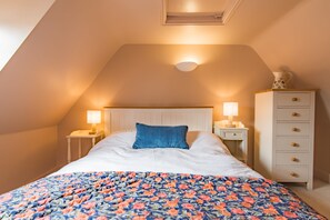 1 室のベッドルーム、デスク、アイロン / アイロン台、WiFi