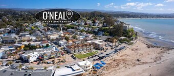 Capitola Village Retreat with Garage!