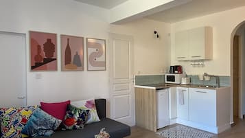Smart TV, books