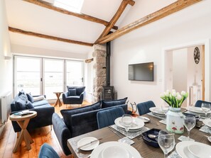 Dining - Adas Hideaway (Kendal)