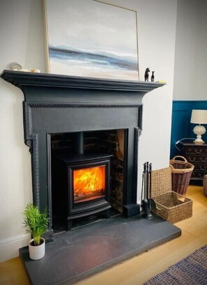 Interior - Superbly Located Handsome Georgian Townhouse - Pass the Keys (Shrewsbury)