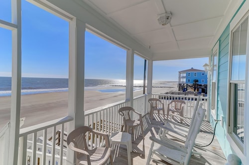 Stunning 4-Bedroom Oceanfront Home with Rooftop Deck and 360-Degree Views
