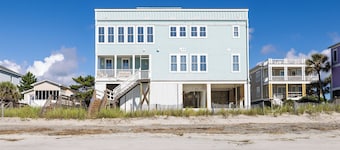 Stunning 4-Bedroom Oceanfront Home with Rooftop Deck and 360-Degree Views