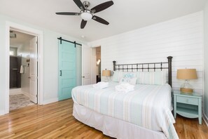 3 Schlafzimmer, Bügeleisen/Bügelbrett, Internetzugang, Bettwäsche