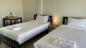 Basic Twin Room | Individually decorated, individually furnished, desk, free WiFi