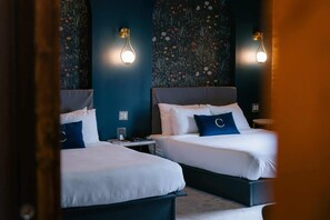 1 bedroom, premium bedding, iron/ironing board, WiFi