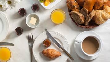 Daily buffet breakfast for a fee