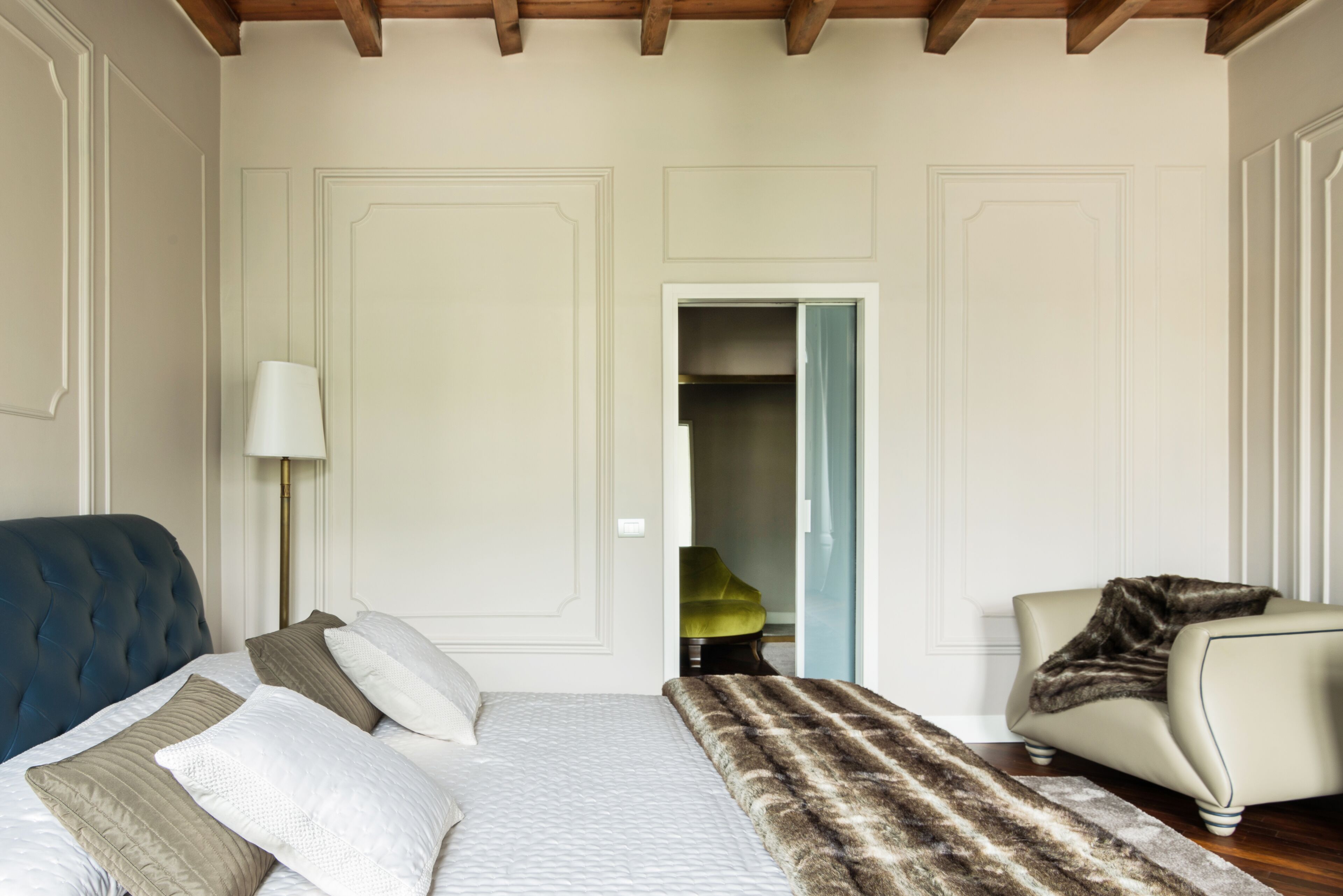 APARTMENT located 200 m from the Cathedral of Como directly PIAZZA CAVOUR