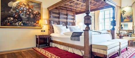 Chambre Luxe | 1 chambre, coffres-forts dans les chambres, décoration personnalisée