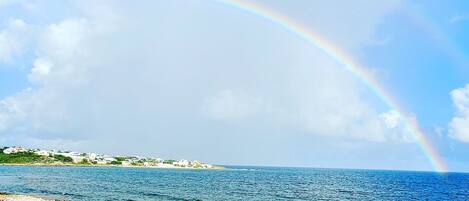 كراسي للتشمس، مناشف للشاطئ