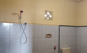 Standard Double or Twin Room | Bathroom - Tengger Indah Bromo by ABM (Ngadisari)