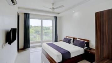 Quarto casal luxo | Banheiro | Produtos de toalete grátis, chinelos, toalhas de banho