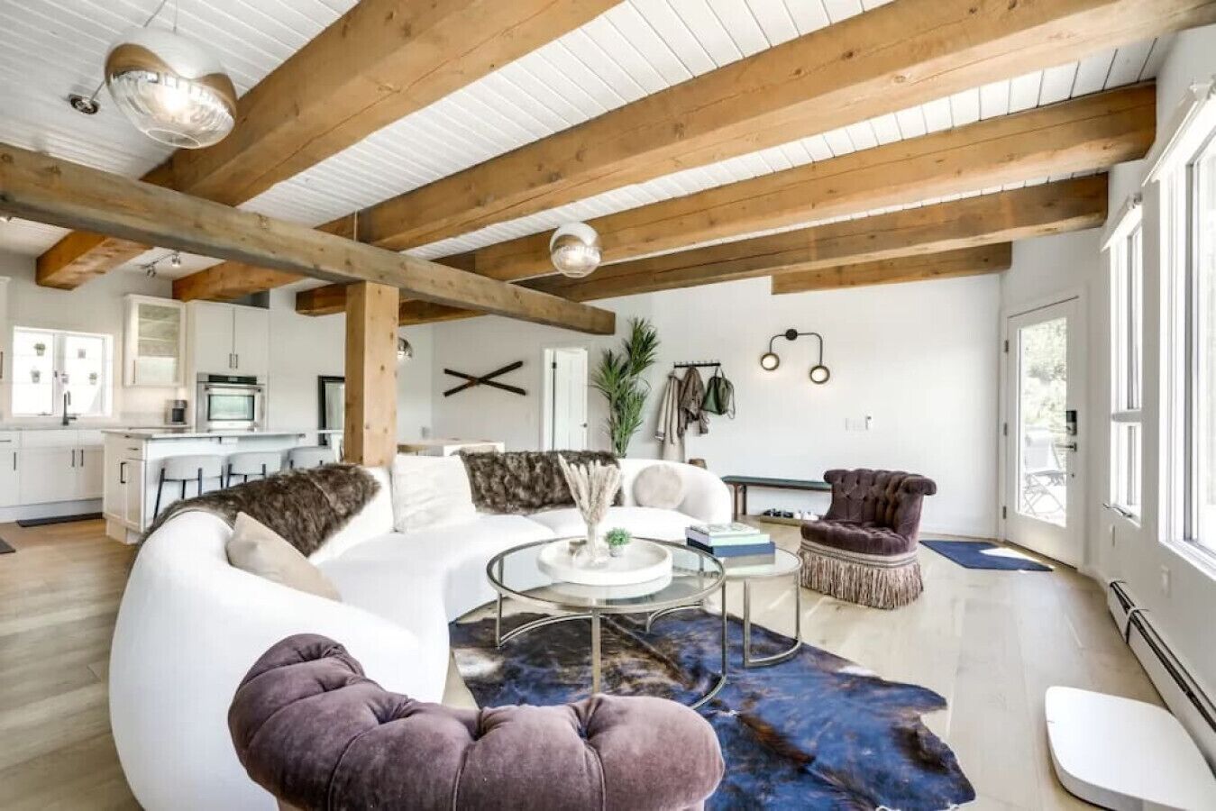 White River Citadel, Hot Tub, 7 Acres, Views