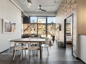 Apartamento romántico | Servicio de comidas en la habitación