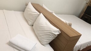 تجهيزات عازلة للصوت وواي فاي مجانًا وملاءات أسرّة