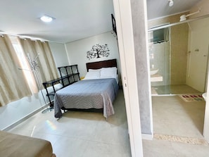 3 quartos, escrivaninha, berço de viagem, Wi-Fi de cortesia