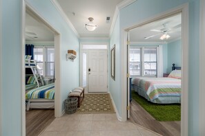 4 chambres, fer et planche à repasser, Wi-Fi gratuit, draps fournis