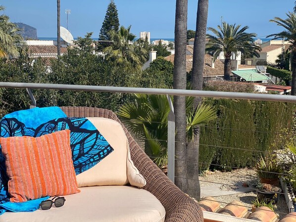 Property grounds - Walkable to the beach, 3 bedroom large villa (Xàbia)