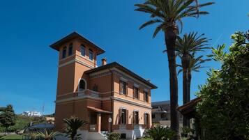 Façade de lâhĂ©bergement