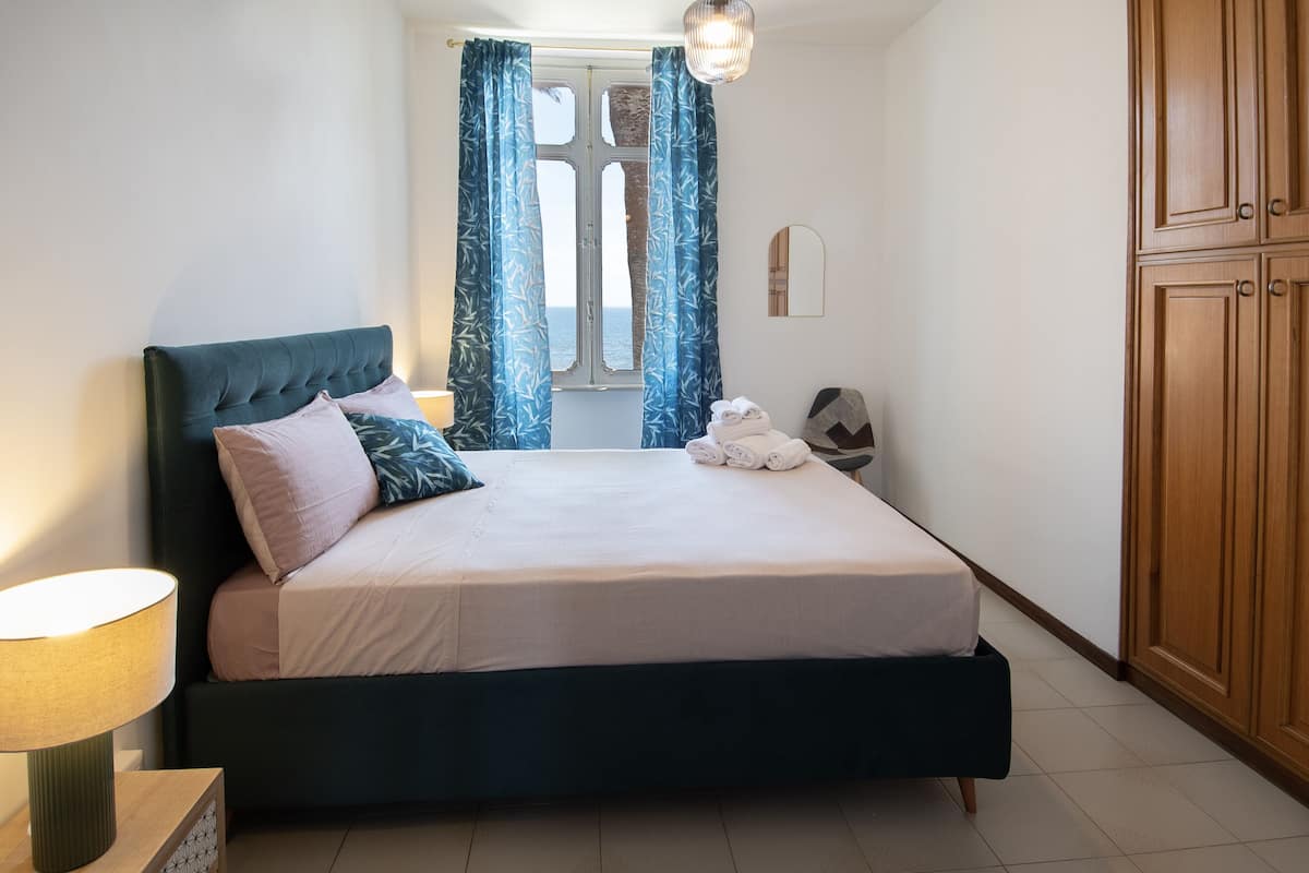 Standard Room | Premium bedding, down duvets, minibar, in-room safe