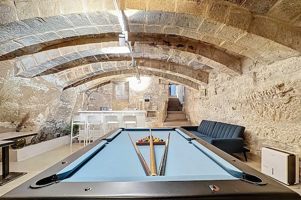 Pool Table