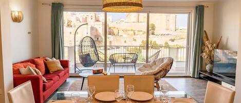 Televisión, oficina