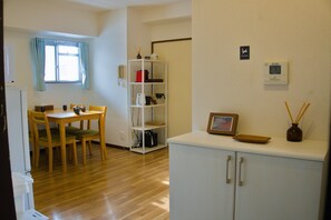 Interior - Nishibi - Relaxed 9th floor apartment in Tokyo (Tokyo)
