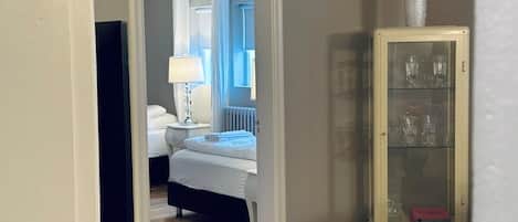 2 slaapkamers, een strijkplank/strijkijzer, wifi, beddengoed