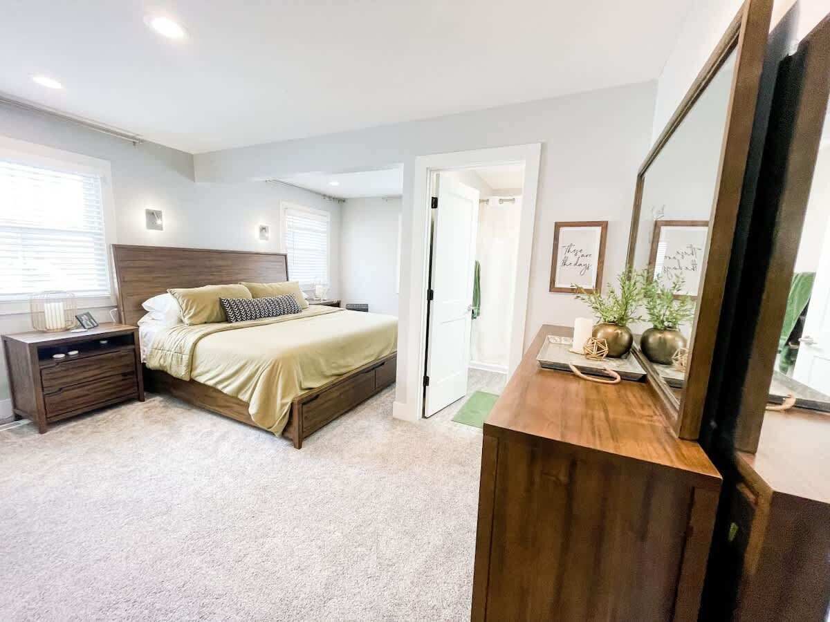 4 chambres, fer et planche à repasser, Wi-Fi, draps fournis