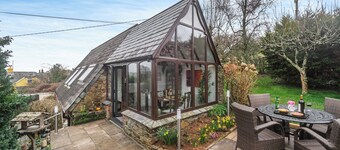 1 bedroom accommodation in Burraton, near Ivybridge