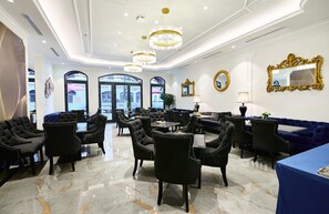Daily continental breakfast for a fee - The Yen Residences Halong (Ha Long)