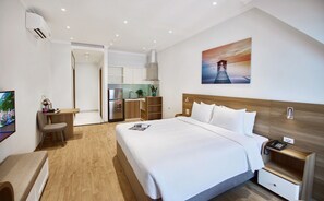 Deluxe Studio Suite