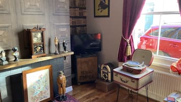House, 2 Bedrooms