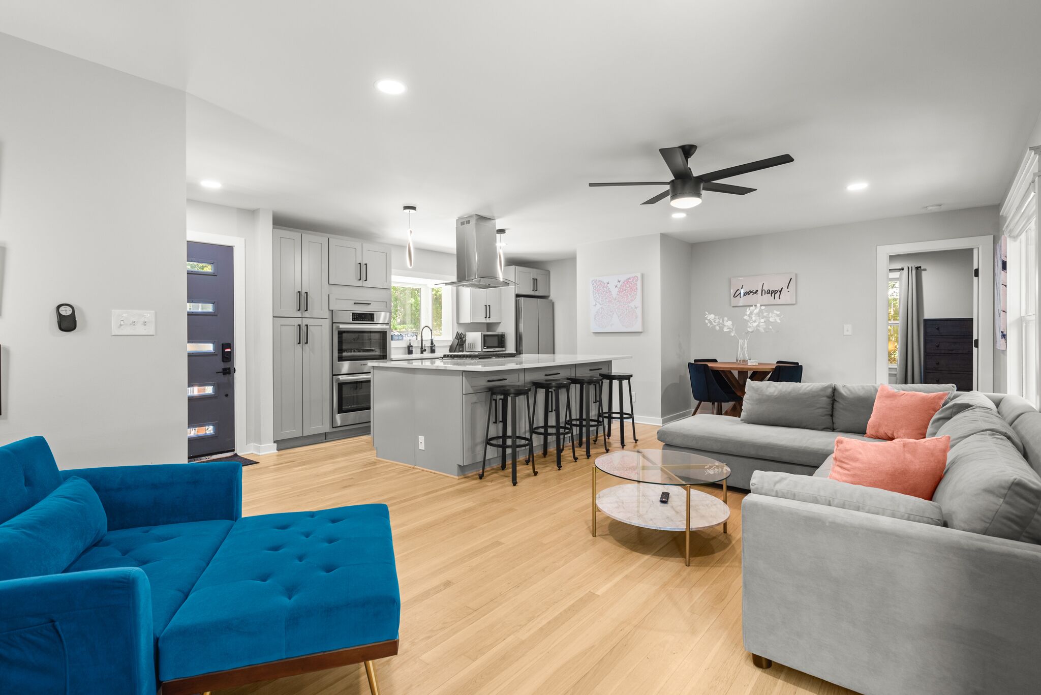 Modern, Cozy Buckhead 4+3 SFH + Backyard