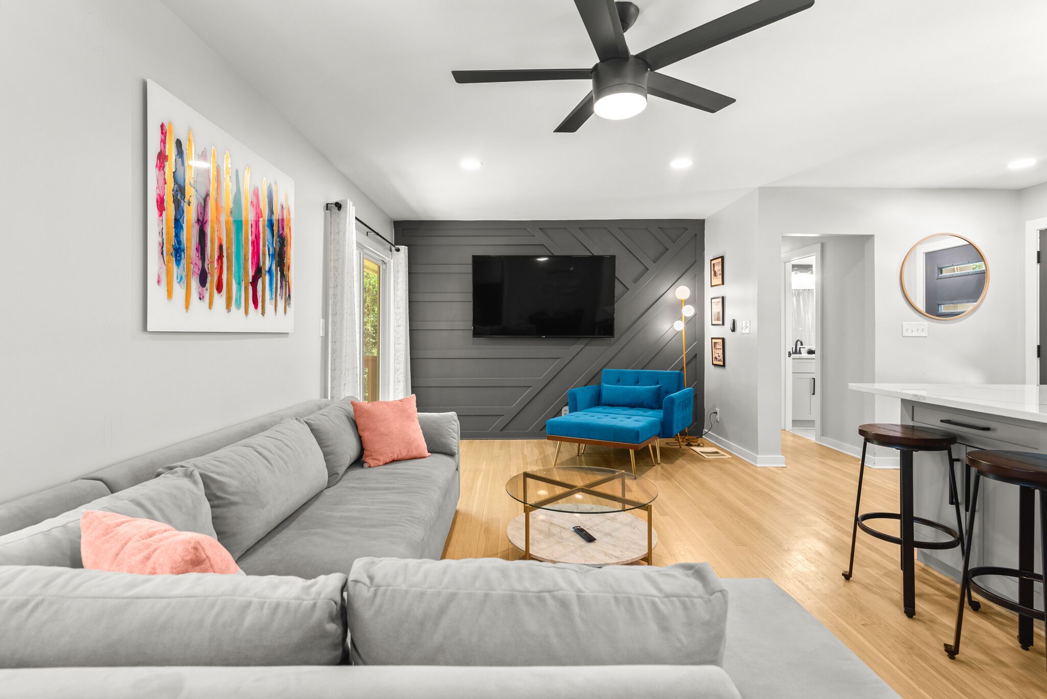 Modern, Cozy Buckhead 4+3 SFH + Backyard