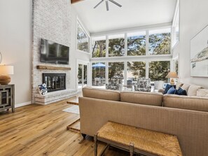 TV - 3 Flotilla | 2nd Row to the Ocean (Hilton Head Island)