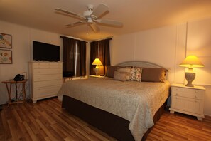 2 室のベッドルーム、アイロン / アイロン台、WiFi、ベッドシーツ