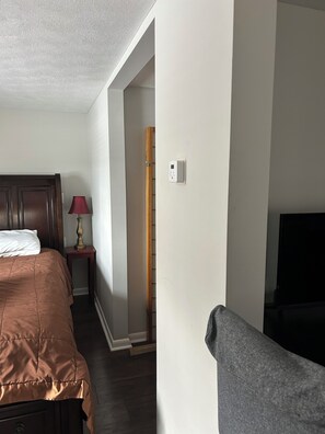 1 Schlafzimmer, WLAN, Bettwäsche